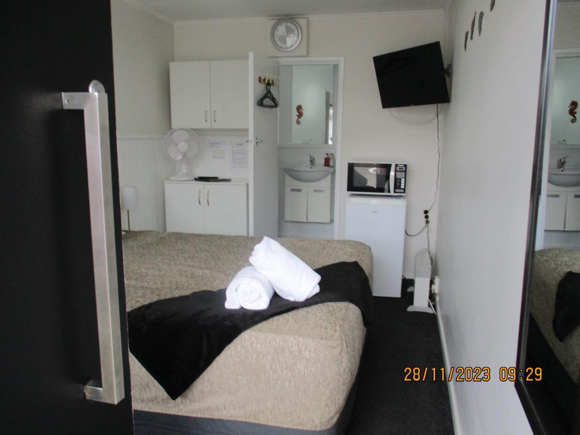High Street Living Motel Піктон Екстер'єр фото