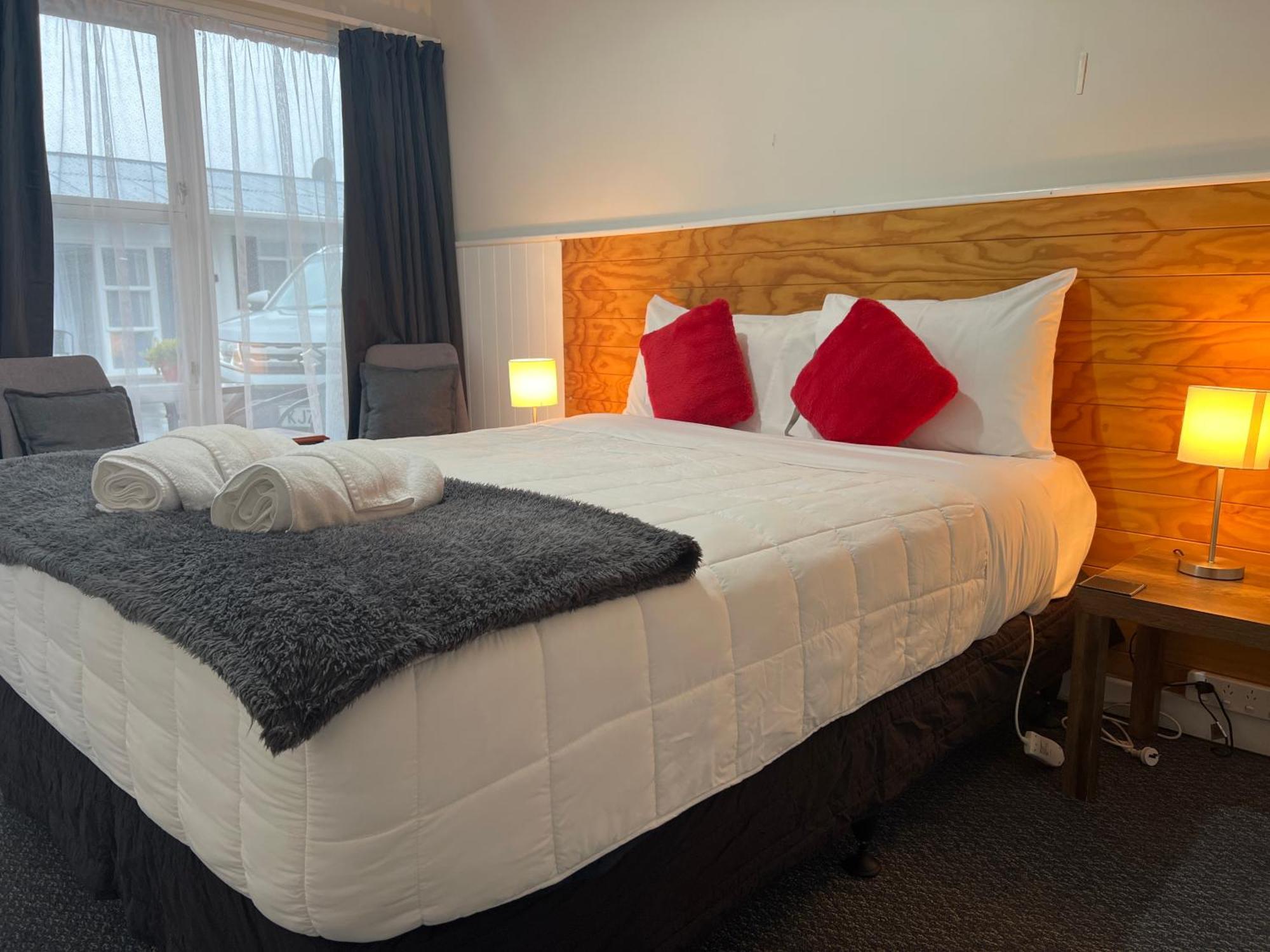 High Street Living Motel Піктон Екстер'єр фото