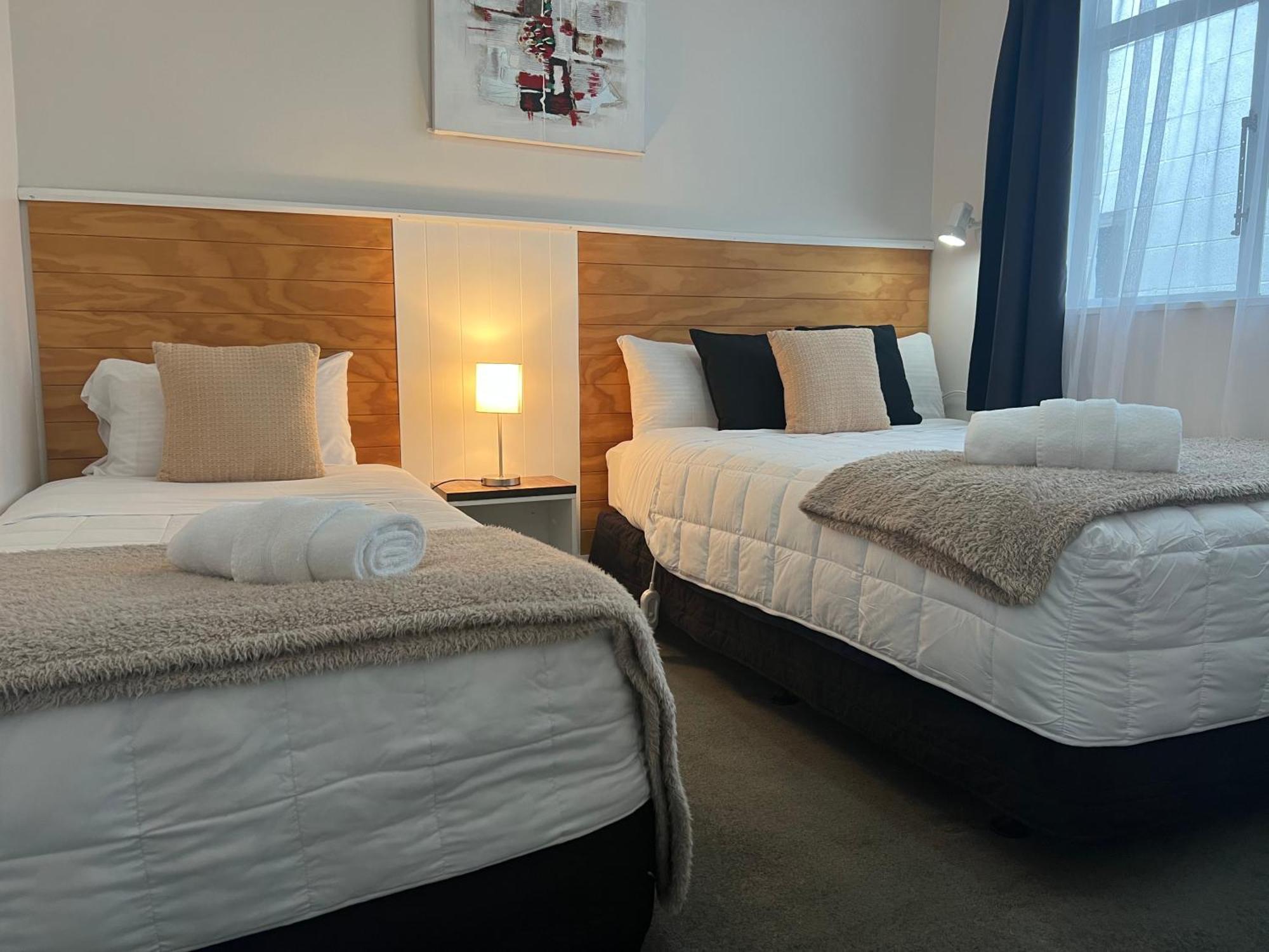 High Street Living Motel Піктон Екстер'єр фото