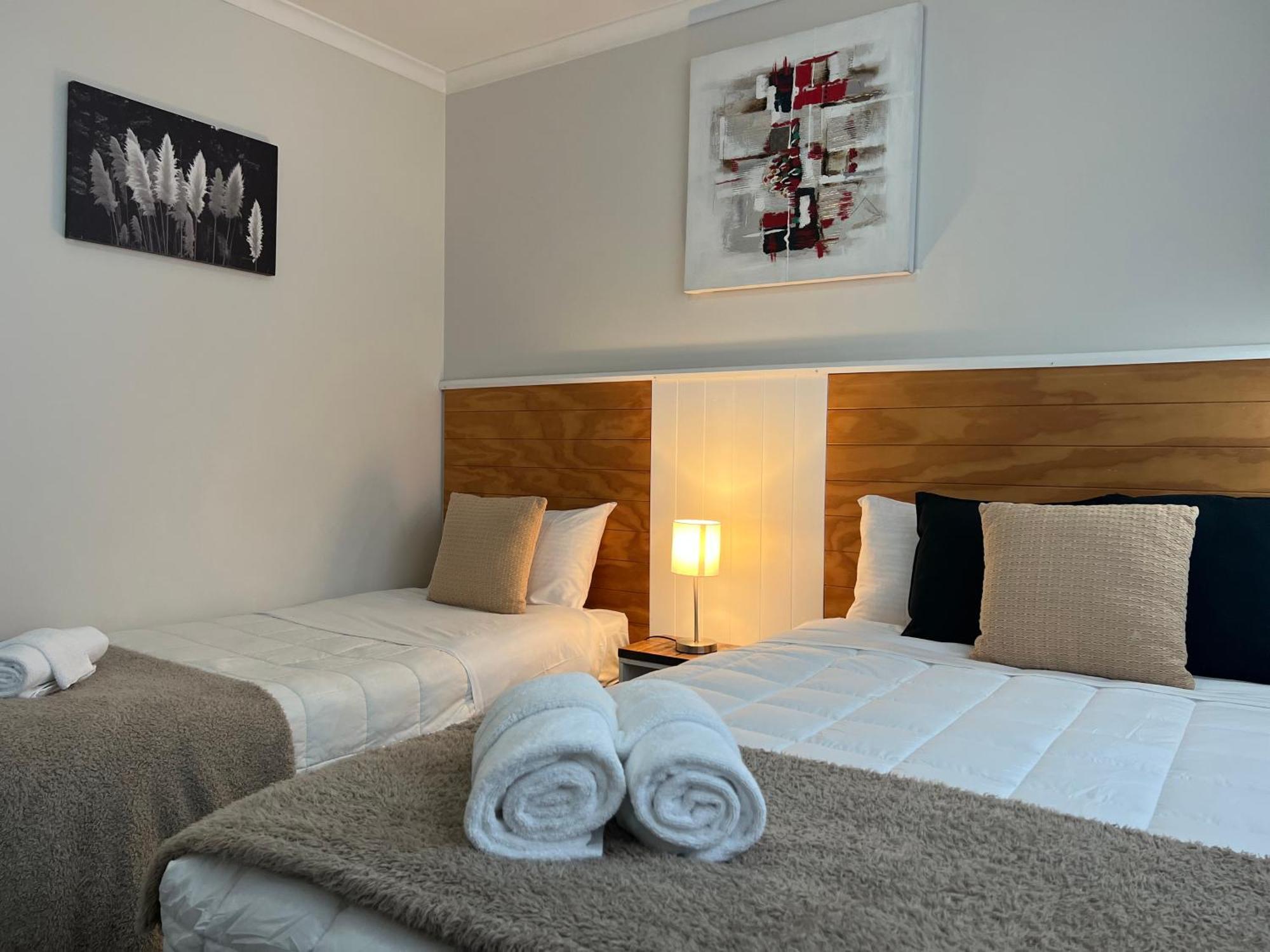 High Street Living Motel Піктон Екстер'єр фото