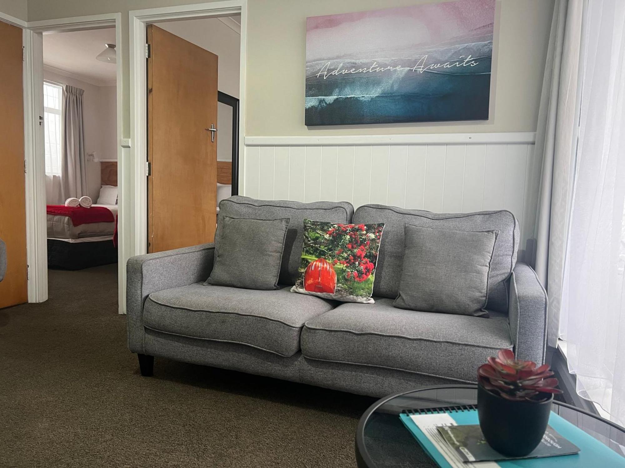 High Street Living Motel Піктон Екстер'єр фото
