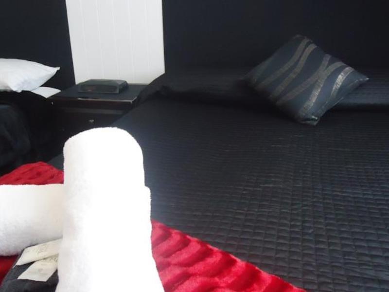 High Street Living Motel Піктон Екстер'єр фото