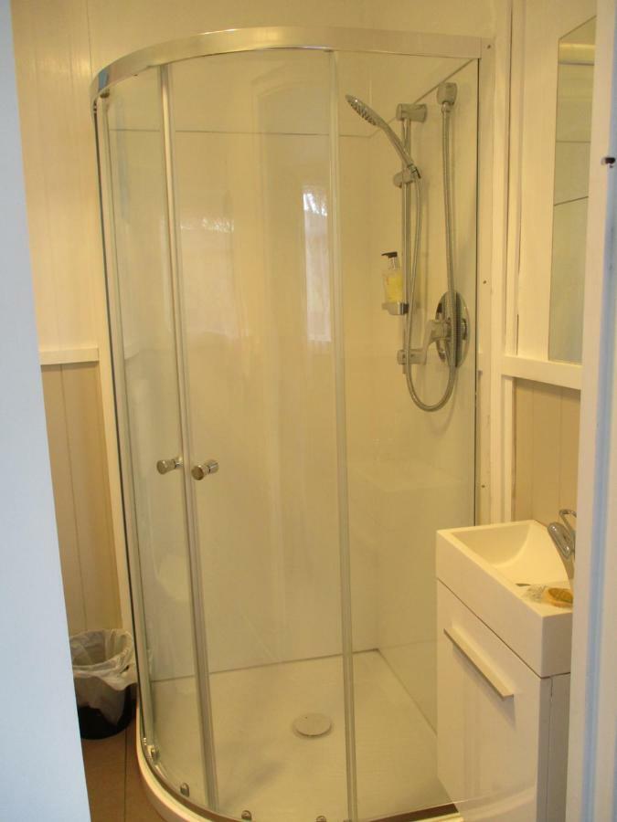 High Street Living Motel Піктон Екстер'єр фото